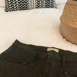 Olive Skinny Gap Jeggings with Zipper Accents